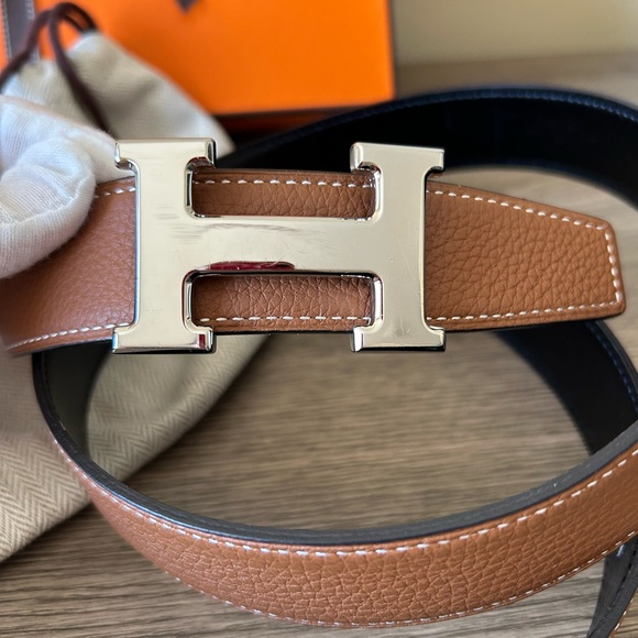 Hermes 32mm Gold and Black Reversible Leather Belt Silver H Buckle, Size 90 - Picture 6 of 17